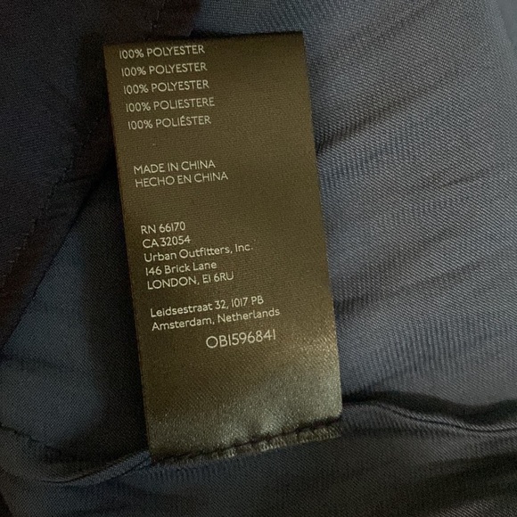 💛 XS 💛 NWT Anthro Embellished Halter Top Crystals Sparkle Bling Silky​ - Picture 8 of 10